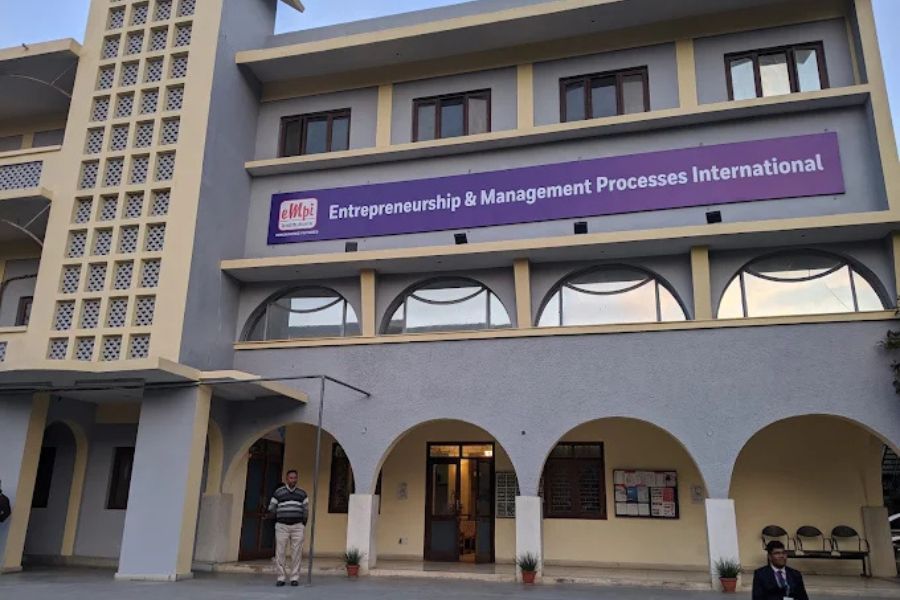 Entrepreneurship and Management Processes International Business School (EMPI), New Delhi PGDM